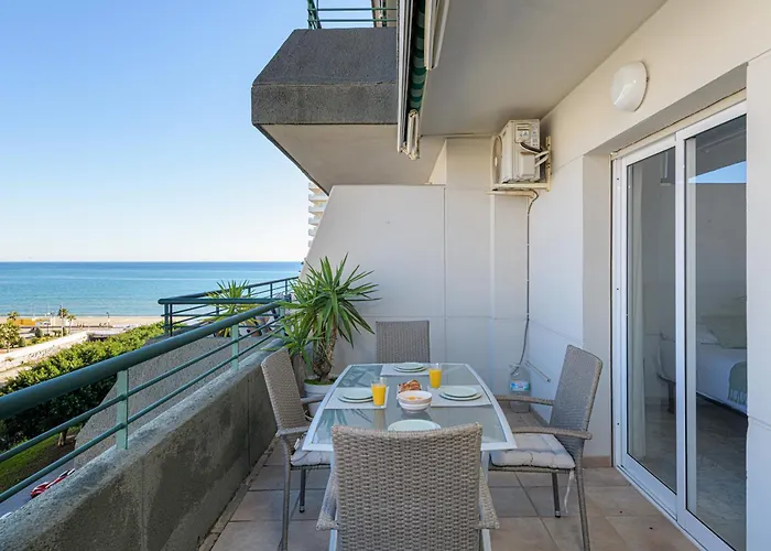 Appartement Wintowinrentals With Stunning Sea And Mountain Views And Pool In