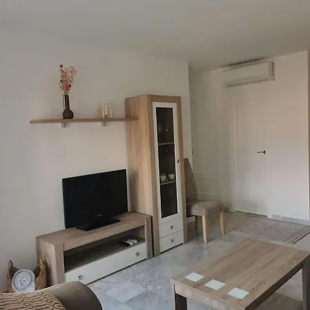 Wintowinrentals With Stunning Sea And Mountain Views And Pool In Appartement *