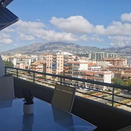 Wintowinrentals With Stunning Sea And Mountain Views And Pool In Apartment *