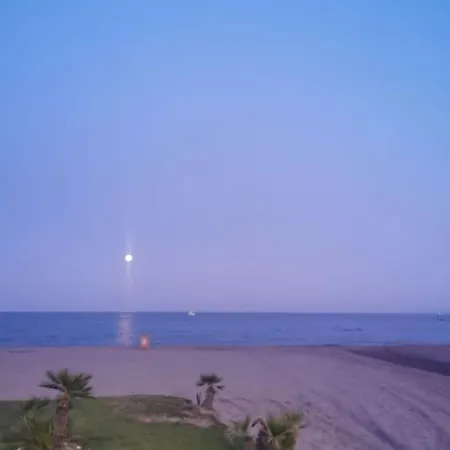 Wintowinrentals With Stunning Sea And Mountain Views And Pool In * Fuengirola