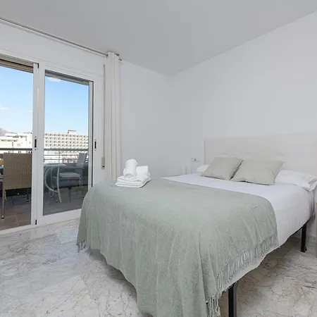 Wintowinrentals With Stunning Sea And Mountain Views And Pool In Fuengirola