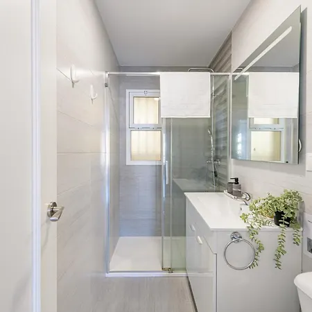 Wintowinrentals With Stunning Sea And Mountain Views And Pool In Fuengirola