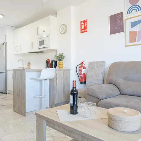 Lejlighed Wintowinrentals With Stunning Sea And Mountain Views And Pool In *