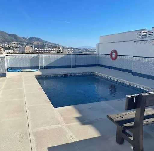 Wintowinrentals With Stunning Sea And Mountain Views And Pool In Apartment *