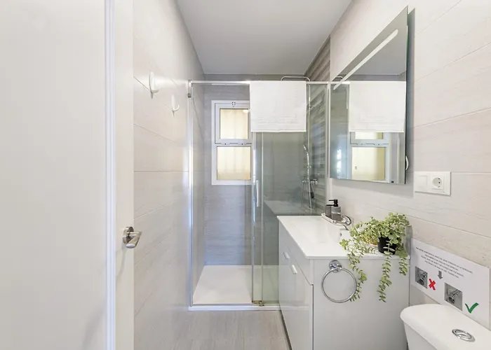 Wintowinrentals With Stunning Sea And Mountain Views And Pool In Fuengirola