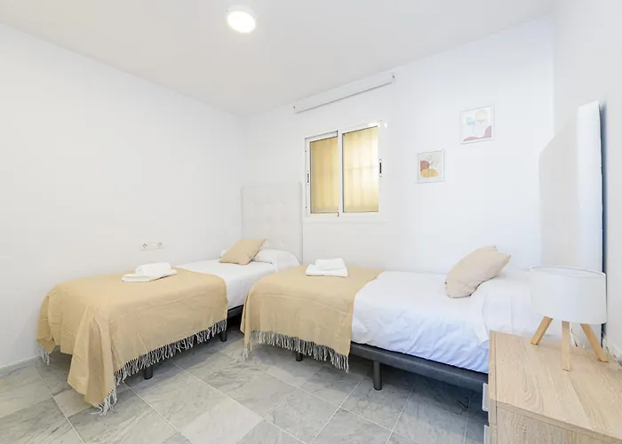 Wintowinrentals With Stunning Sea And Mountain Views And Pool In