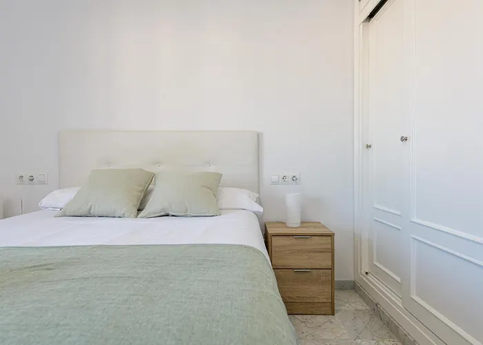 Wintowinrentals With Stunning Sea And Mountain Views And Pool In