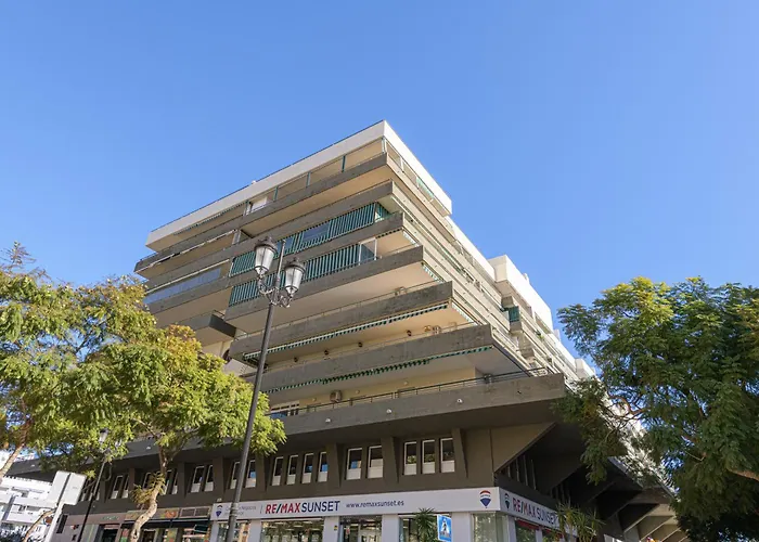 Wintowinrentals With Stunning Sea And Mountain Views And Pool In