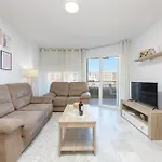 Wintowinrentals With Stunning Sea And Mountain Views And Pool In Appartement